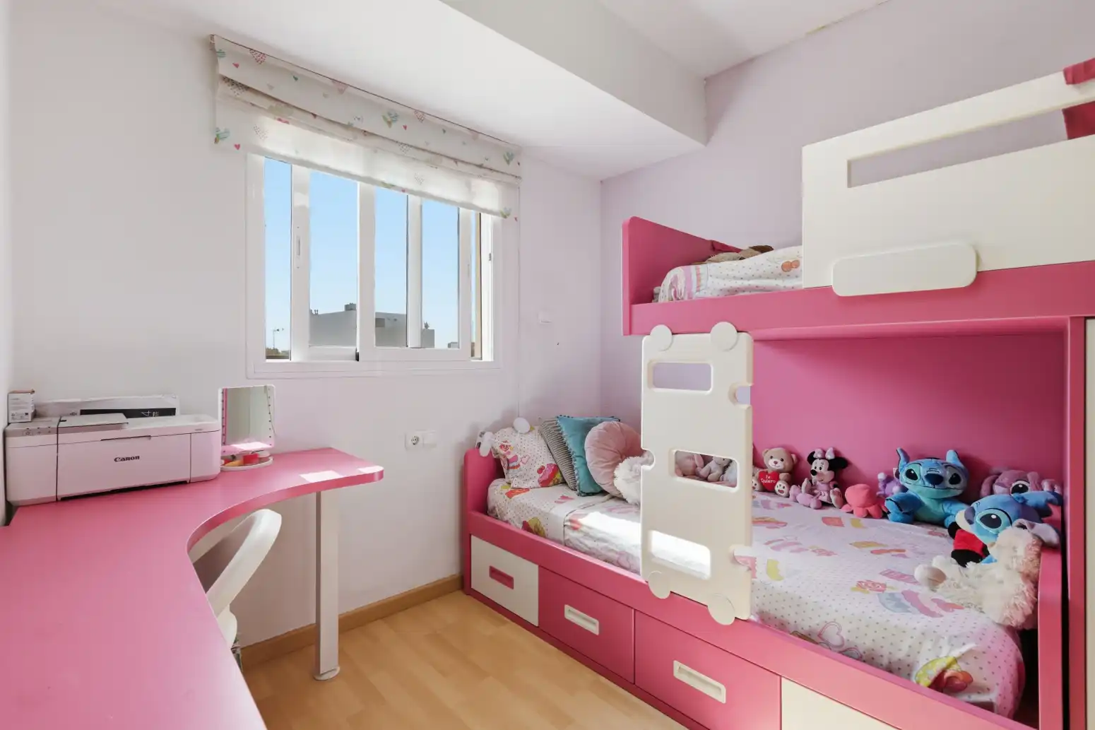 Habitación de Piso en venta en Málaga con Aire acondicionado, Parquet y Terraza
