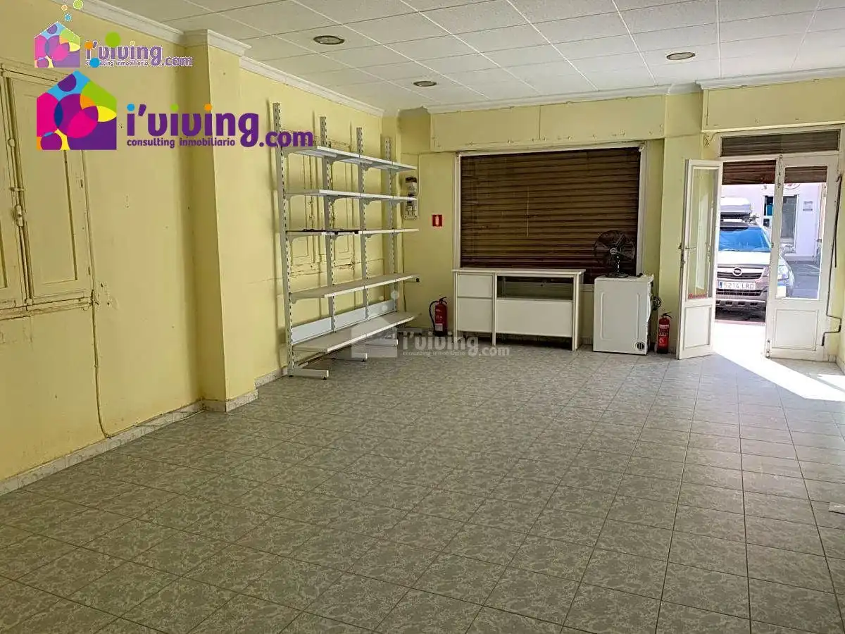 Local comercial de lloguer a Albox
