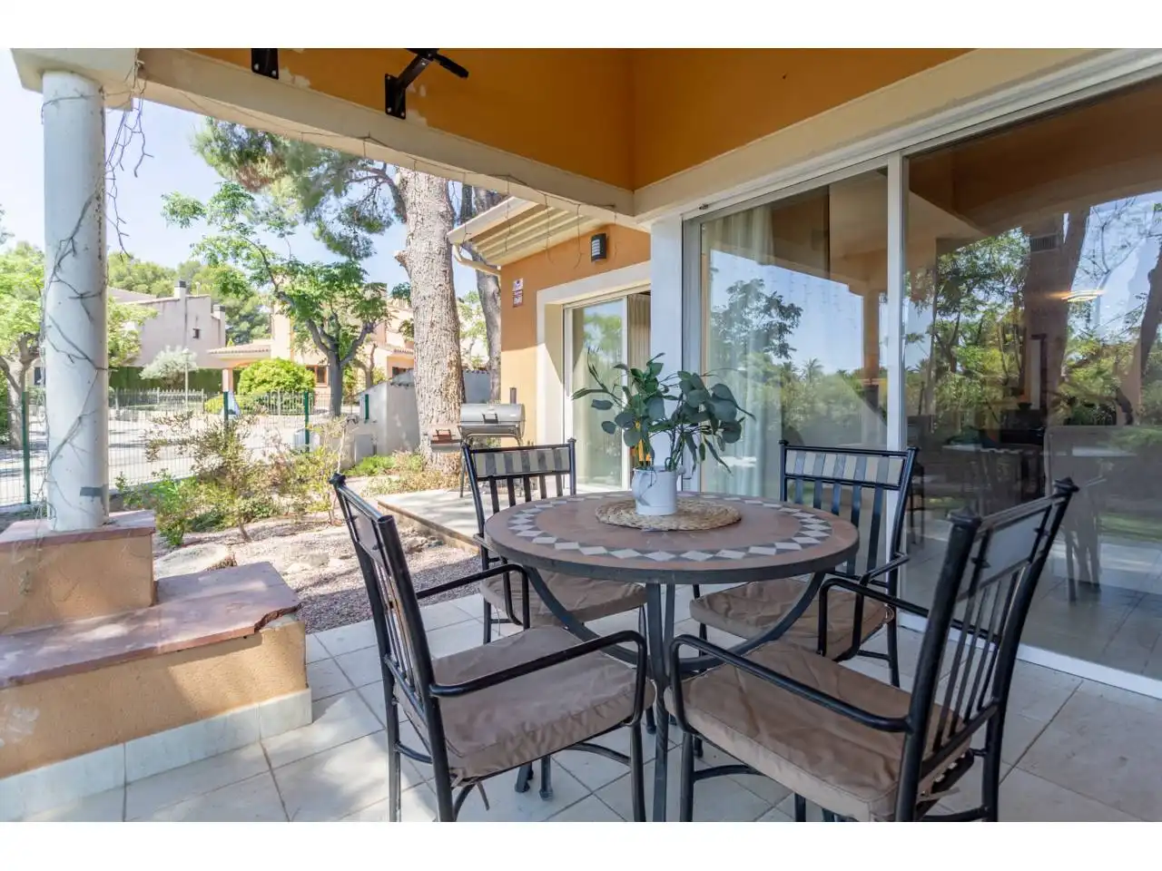 Terraza de Casa o chalet en venta en Mont-roig del Camp con Aire acondicionado, Calefacción y Jardín privado