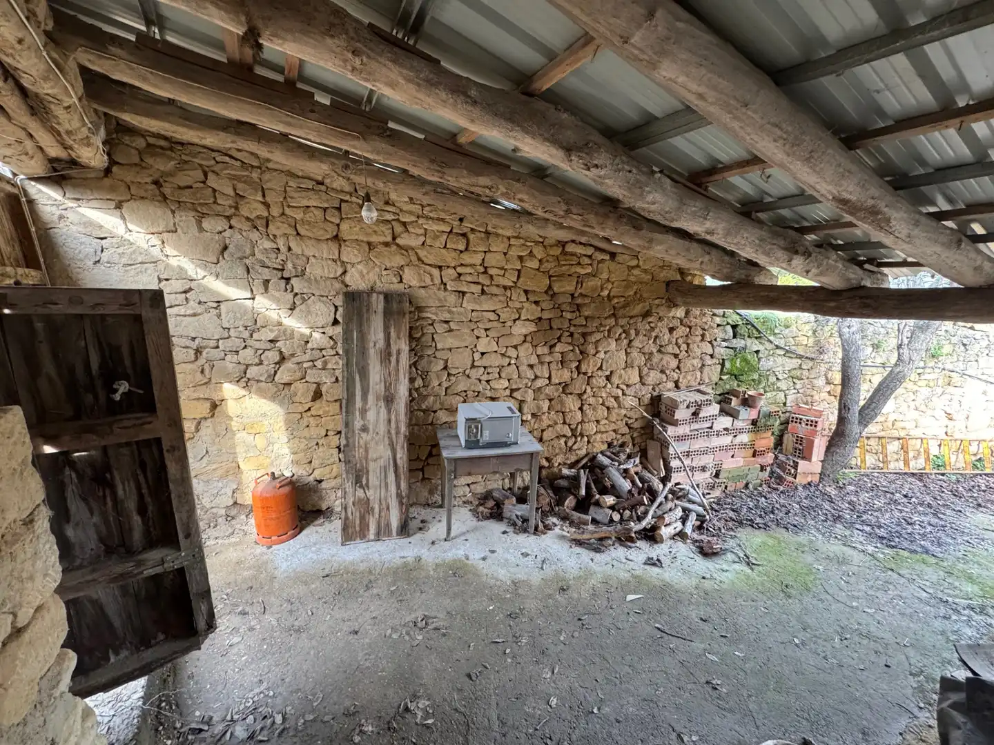 Finca rústica en venda en Torre del Compte amb Jardí privat