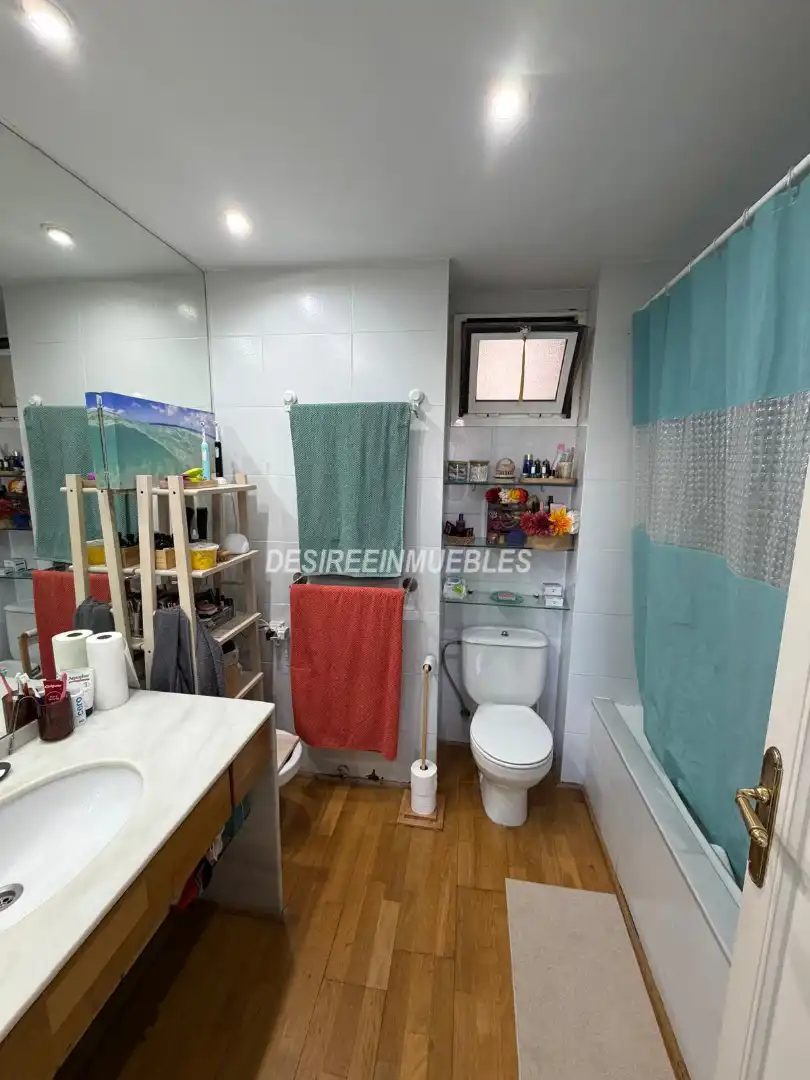 Habitación de Piso de alquiler en Valencia con Aire acondicionado, Calefacción y Parquet