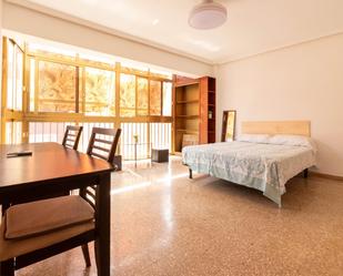 Bedroom of Flat to rent in Alicante / Alacant