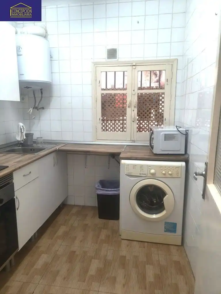 Küche von Wohnung zur Miete in Córdoba mit Klimaanlage, Heizung und Möbliert