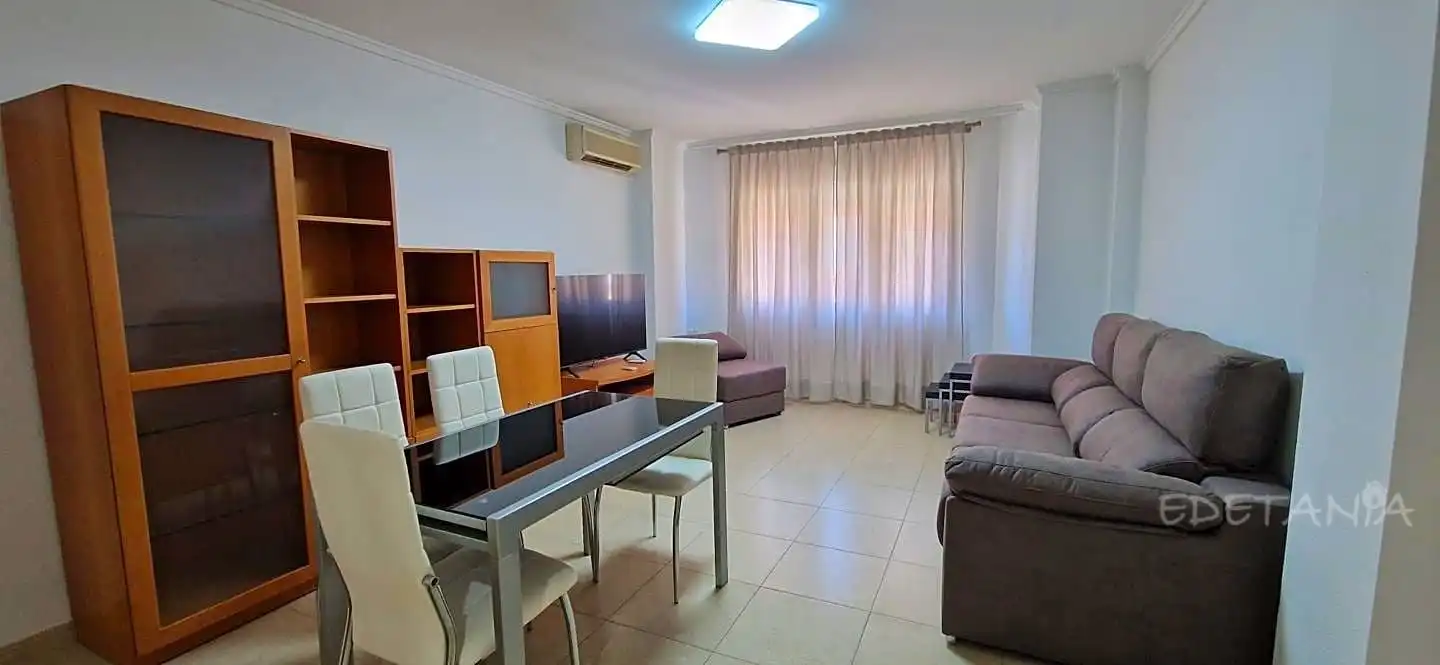Room in Moncada, Valencia