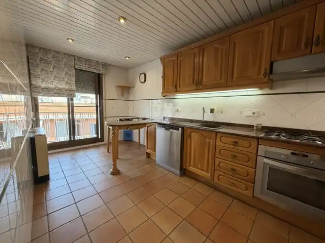 Cocina de Piso en venta en Riudoms con Calefacción y Balcón