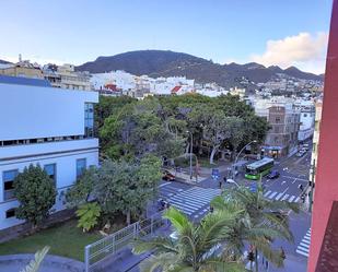 Exterior view of Flat to rent in  Santa Cruz de Tenerife Capital  with Balcony