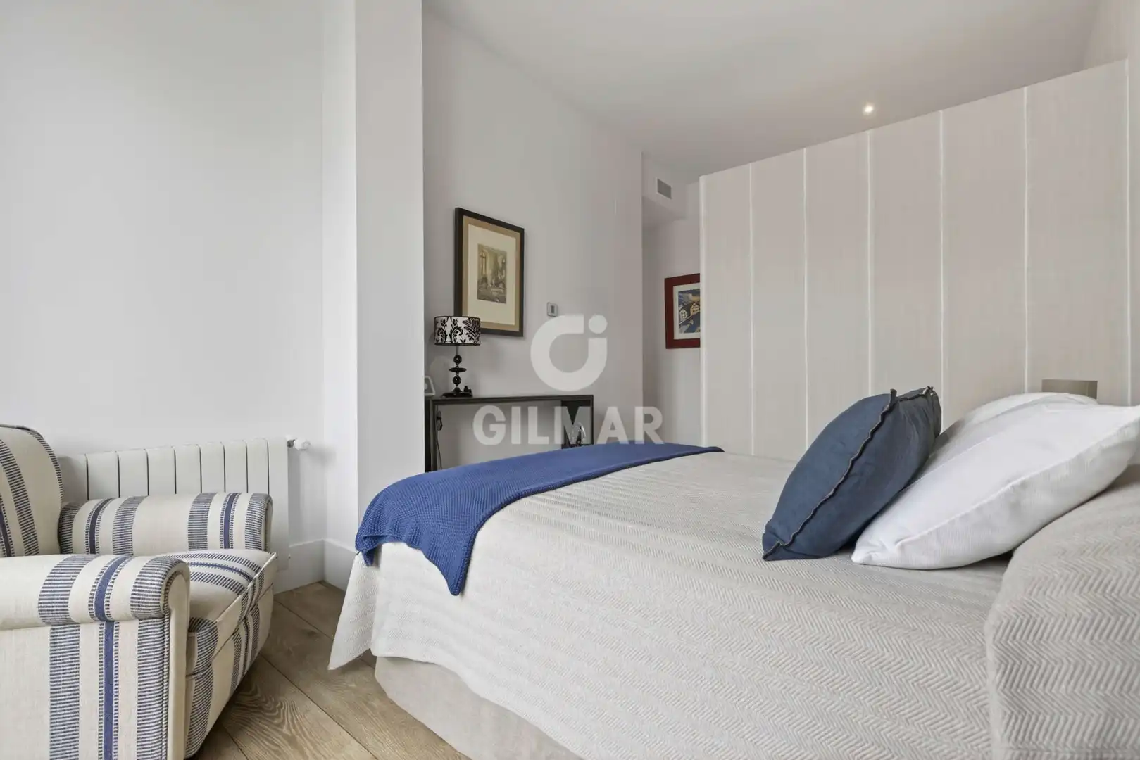 Habitación de Piso en venta en Sevilla con Calefacción, Trastero y Piscina