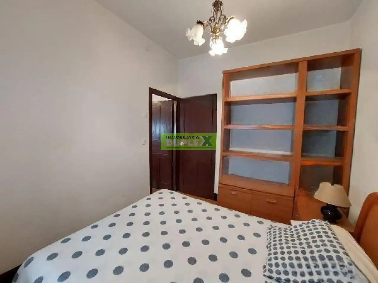 Habitación de Casa o chalet en venta en Pontevedra Capital  con Calefacción, Jardín privado y Trastero