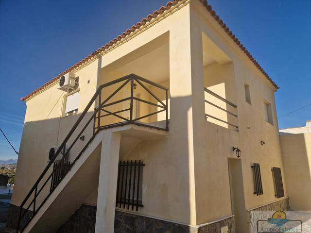 Piso en Alquiler en Arboleas