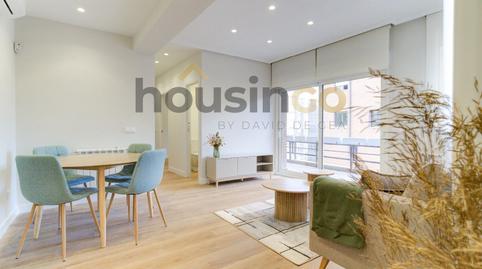 Foto 2 de Piso de alquiler en Ángel Muñoz, San Juan Bautista,  Madrid Capital