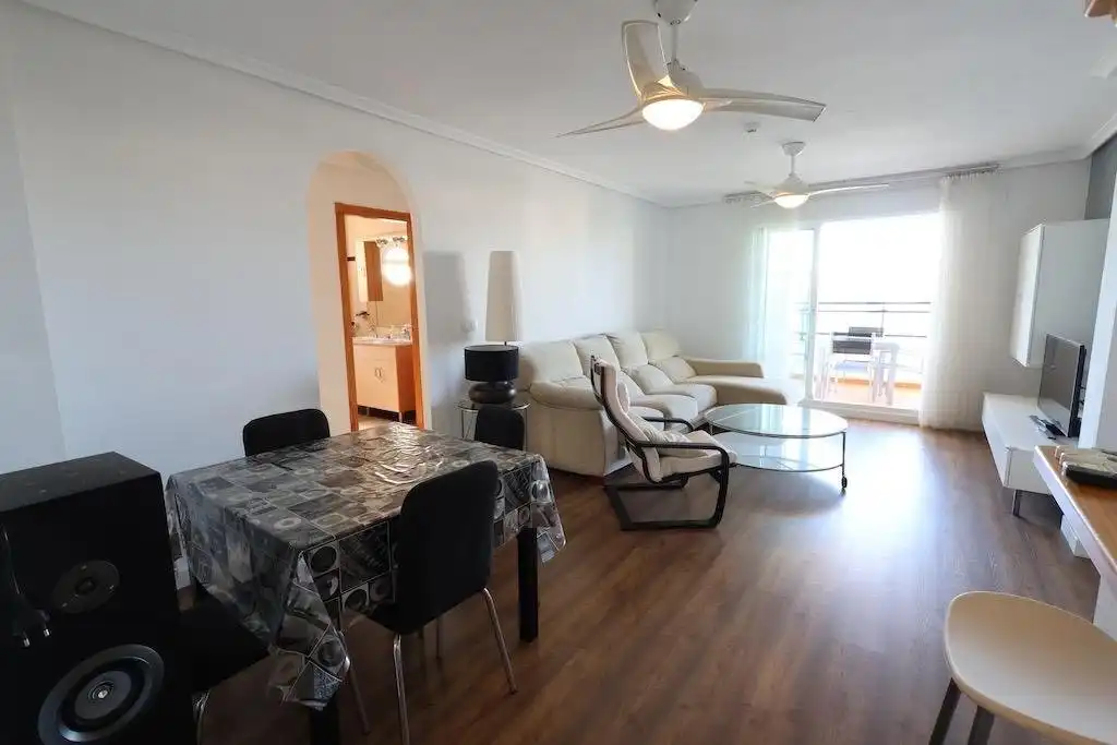 Sala d'estar de Àtic en venda en Pilar de la Horadada amb Jardí privat, Terrassa i Balcó