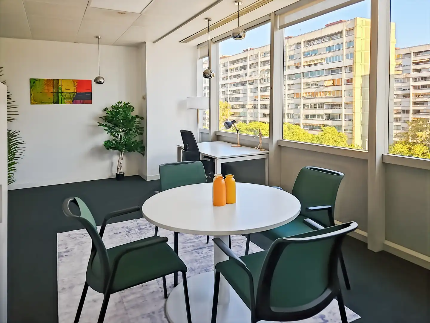 Büro zur Miete in Barcelona mit Klimaanlage, Heizung und Möbliert