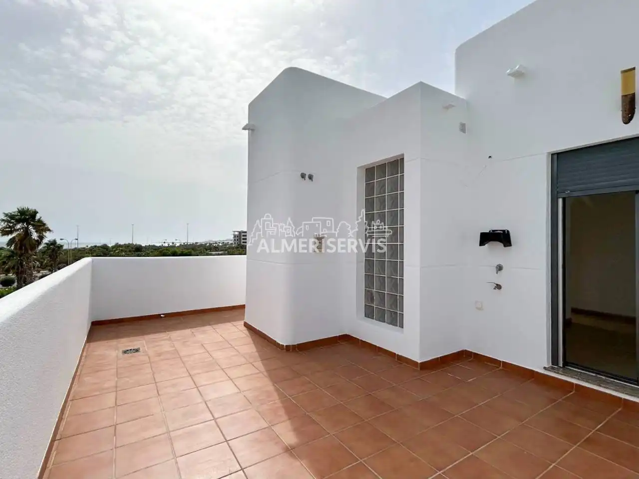 Terrassa de Casa o xalet en venda en El Ejido amb Terrassa i Piscina