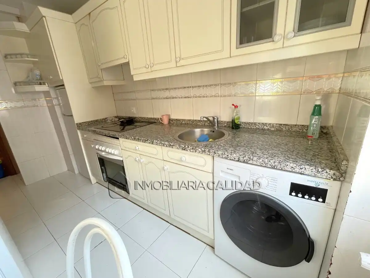 Kitchen of Flat for rent in Burgos  with Heating and Furnished