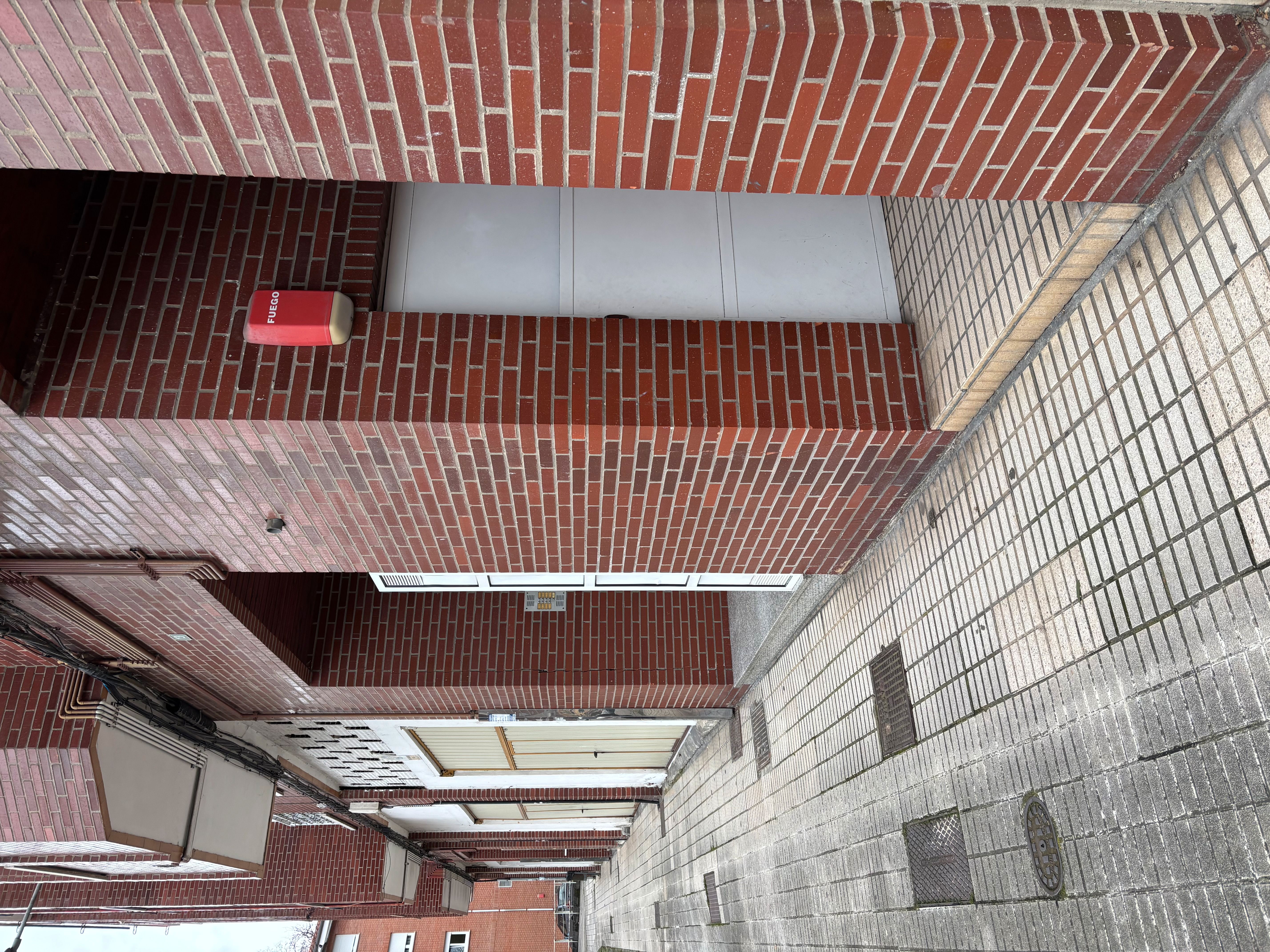 Garatge en venda en San Martín del Rey Aurelio