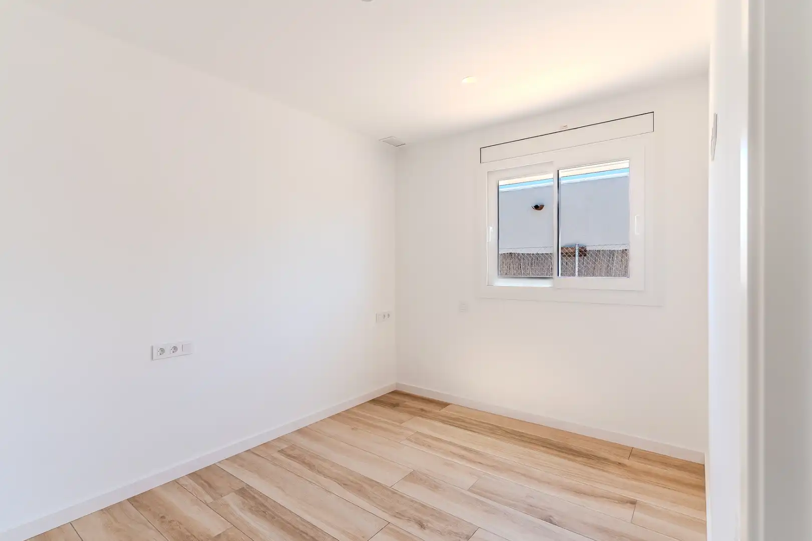 Schlafzimmer von Haus oder Chalet zum Verkauf in L'Ametlla de Mar  mit Klimaanlage, Heizung und Privatgarten