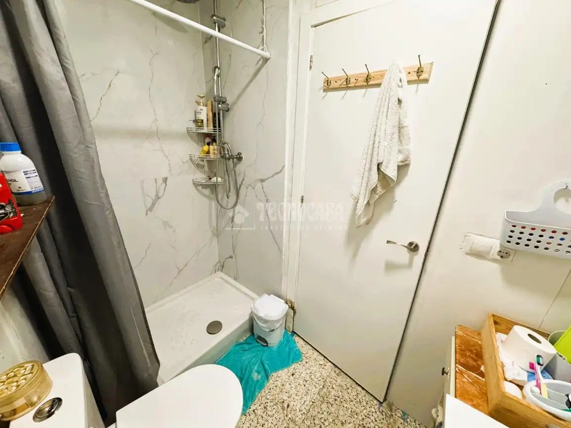 Baño de Local en venta en Torrent con Aire acondicionado y Calefacción