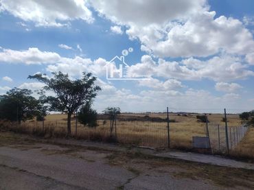 Terreno residencial en venta en Aurora 33