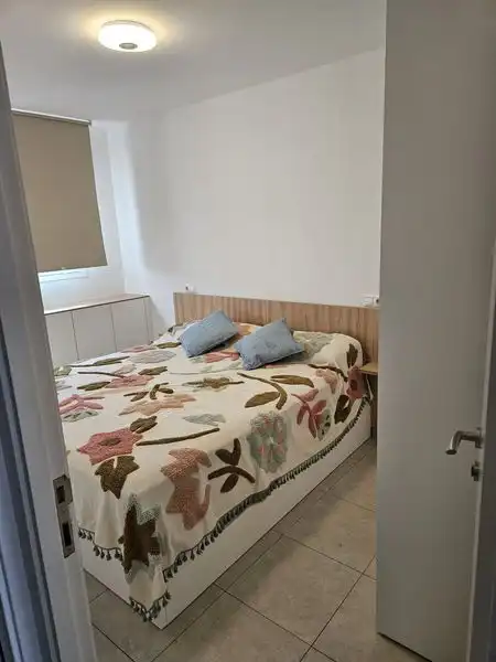 Habitación de Casa adosada en venta en Peralta / Azkoien con Aire acondicionado, Calefacción y Jardín privado