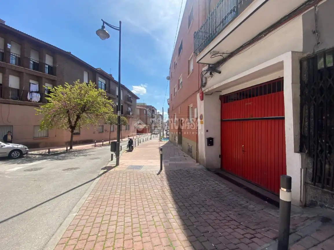 Vista exterior de Garaje de alquiler en Alcobendas