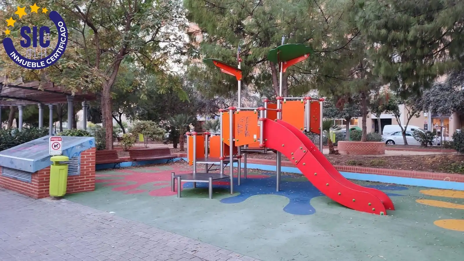 Vista exterior de Casa o chalet en venta en Valencia con Terraza y Alarma