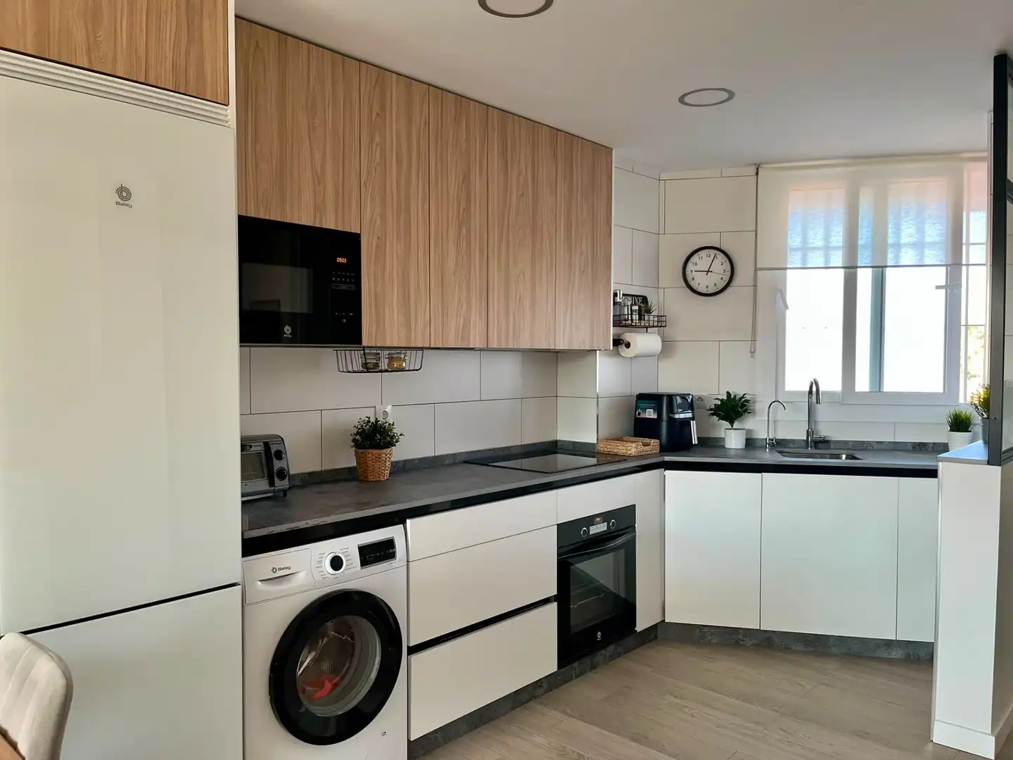 Kitchen of Flat for sale in Torremolinos  with Air Conditioner, Terrace and Furnished