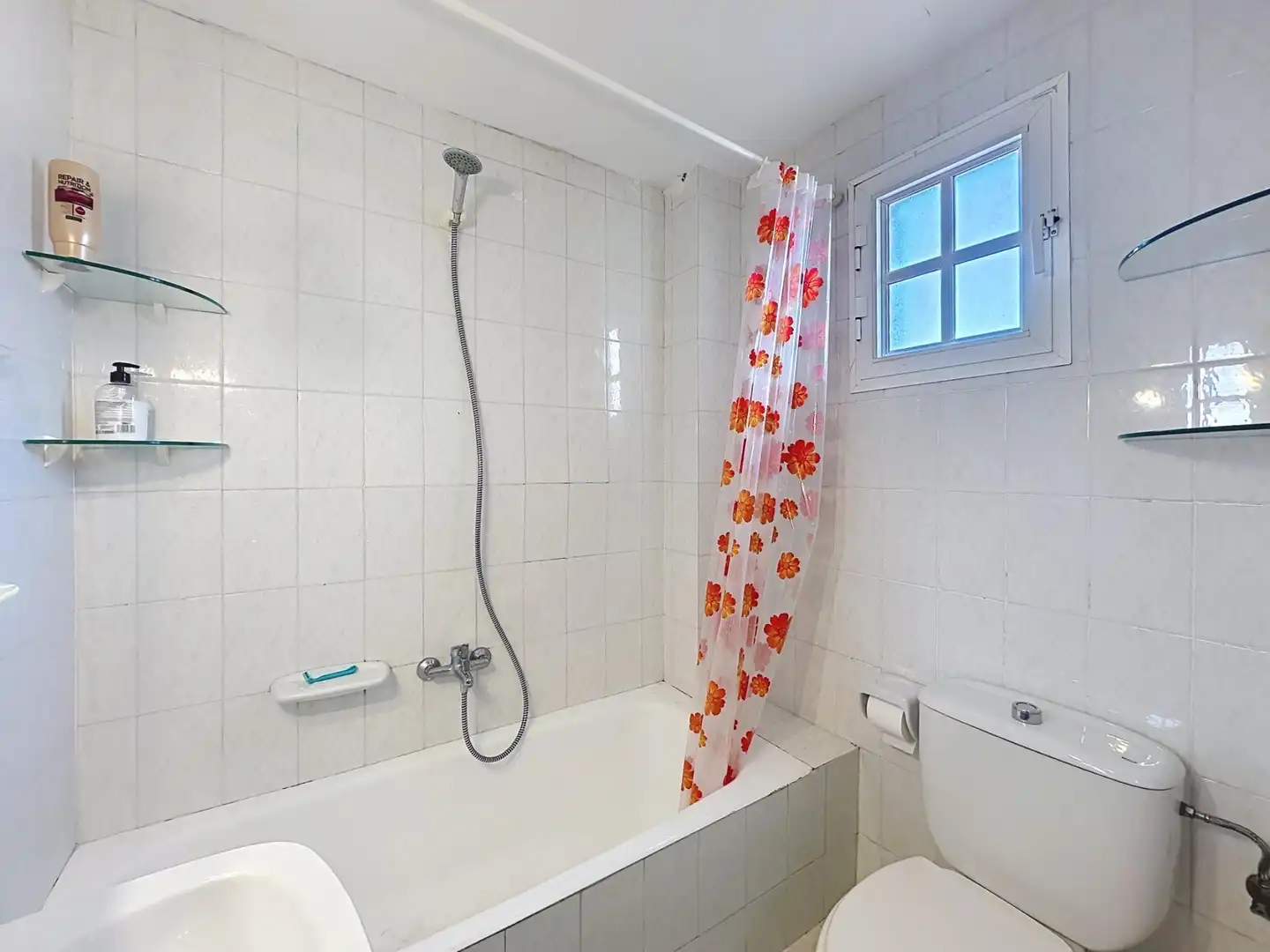Baño de Apartamento en venta en Es Castell con Aire acondicionado y Balcón