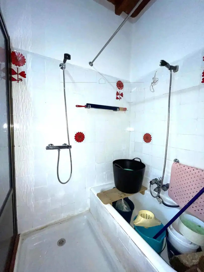 Bany de Casa o xalet en venda en San Pedro de Rozados amb Calefacció, Traster i Moblat