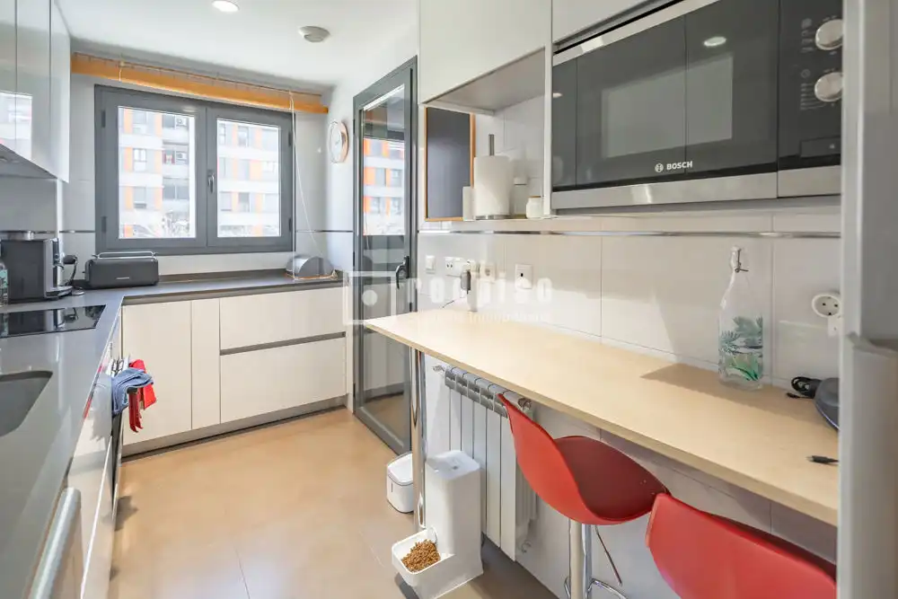 Kitchen of Flat for rent in Getafe  with Air Conditioner, Heating and Private garden