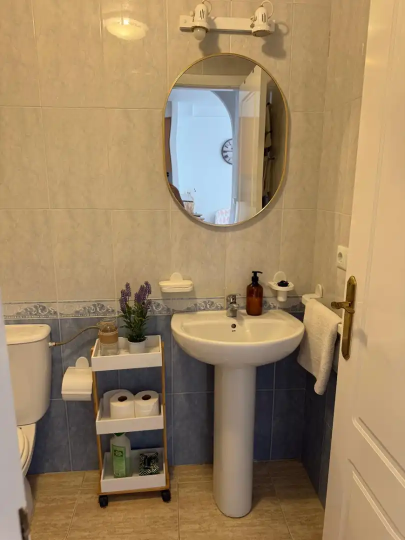 Bany de Apartament de lloguer en Orihuela amb Aire condicionat, Calefacció i Terrassa