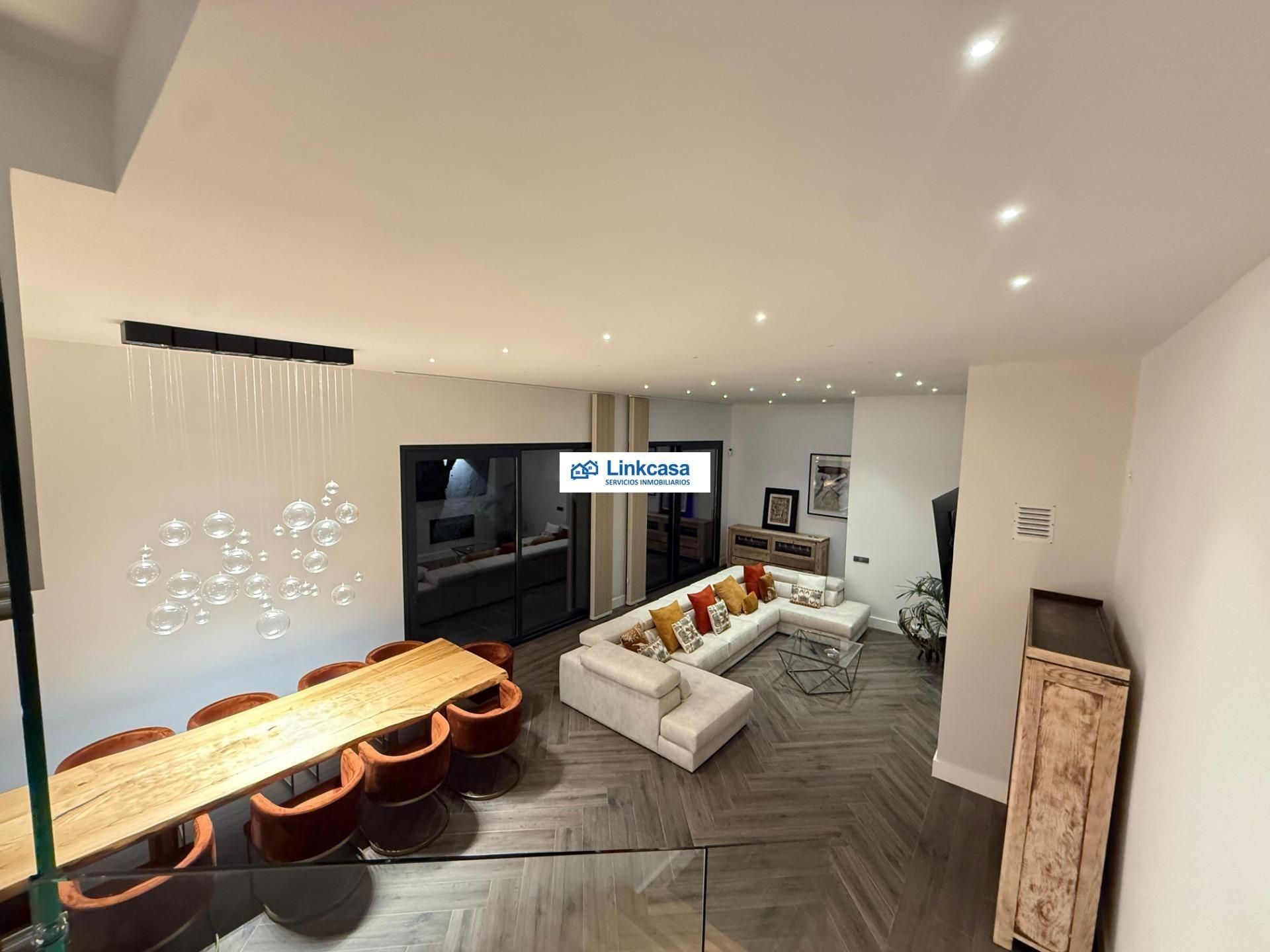 Casa o xalet en venda a Calle RODODENDRO, Urbanizaciones