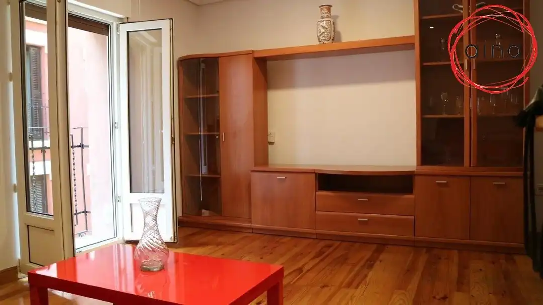 Sala d'estar de Pis de lloguer en  Pamplona / Iruña amb Calefacció i Balcó