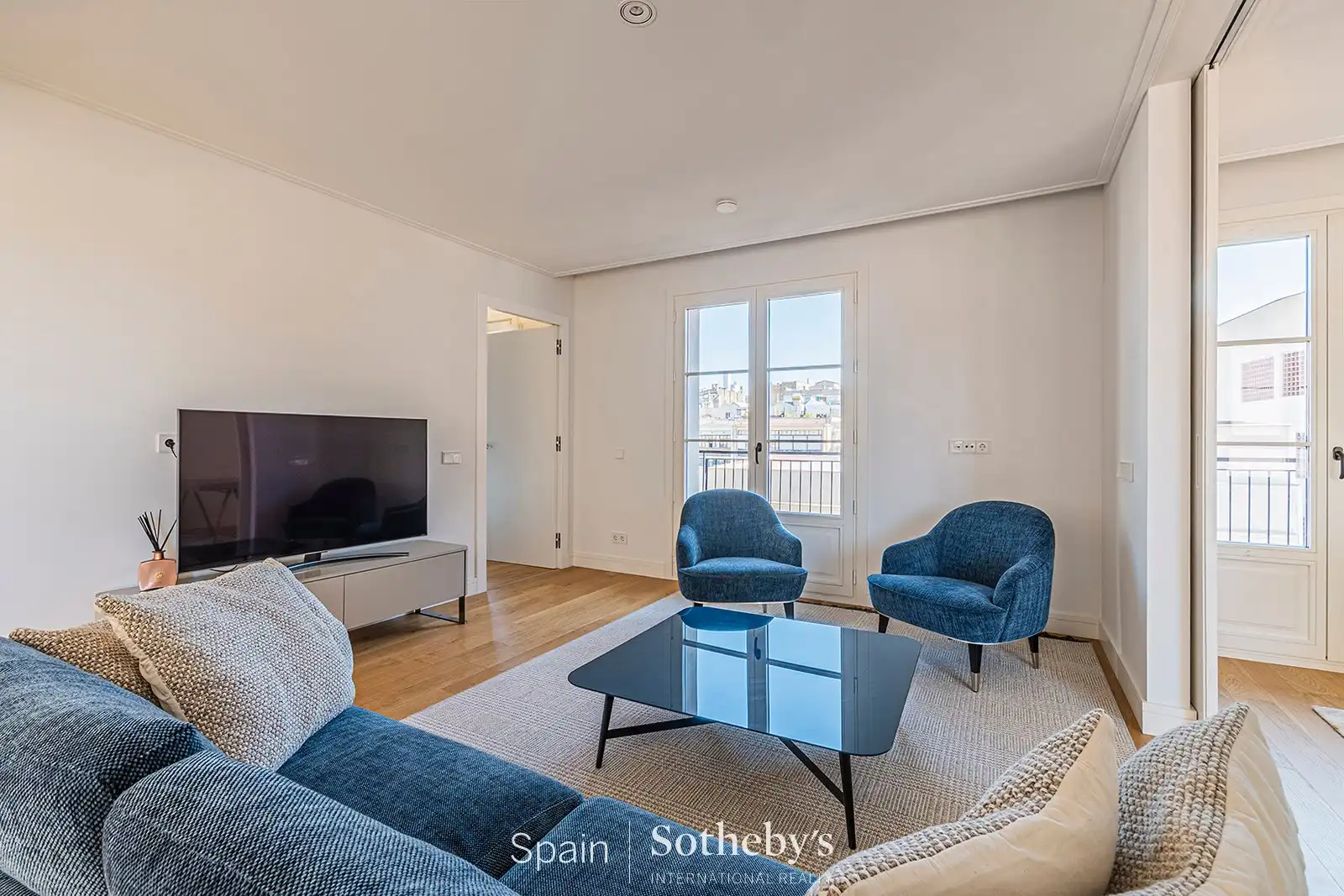 Living room of Apartments for sale in Barcelona  with Air Conditioner, Heating and Terrace