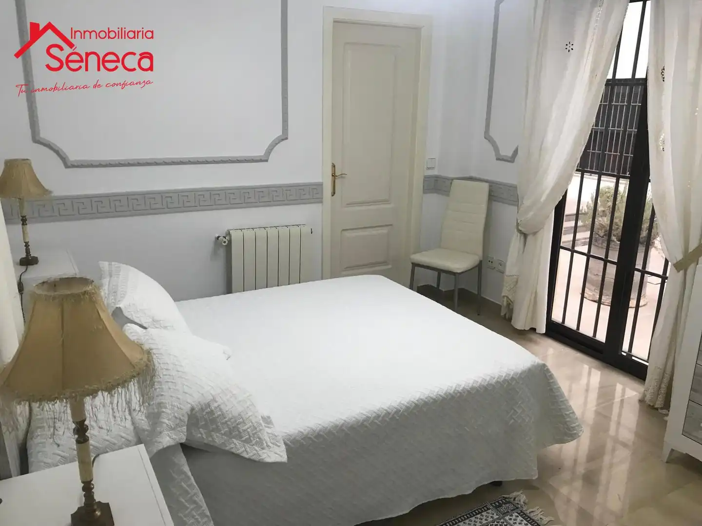 Wohnung zur Miete in Casco Histórico - Ribera - San Basilio