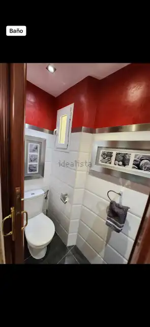 Baño de Casa adosada de alquiler en Estepona con Aire acondicionado, Terraza y Horno