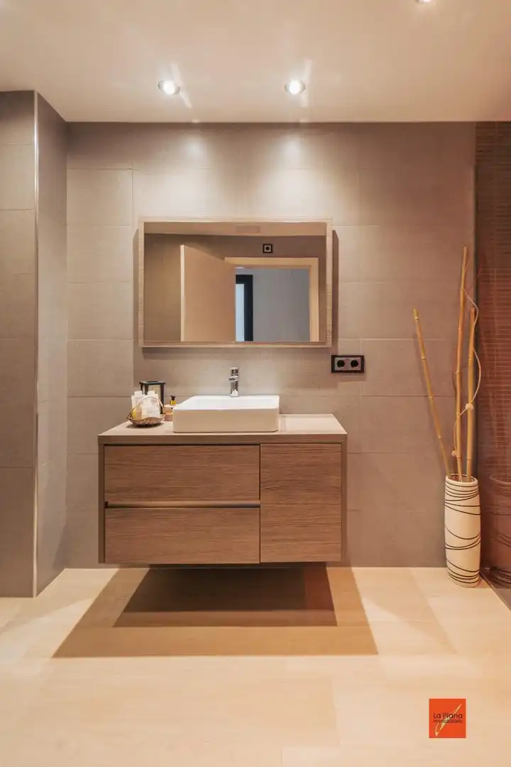 Baño de Casa adosada en venta en Tortosa con Calefacción y Terraza