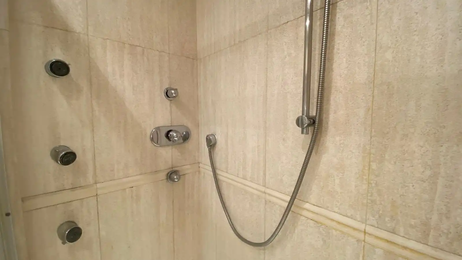 Bathroom of Flat for sale in Berga  with Heating and Balcony