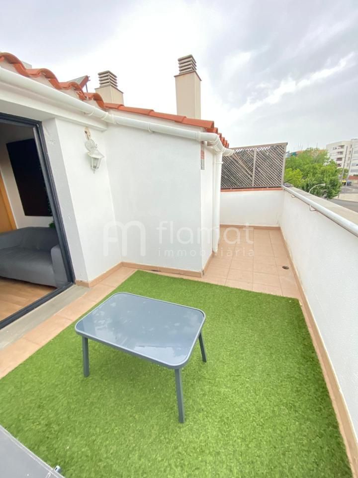 Dúplex en venta en Carrer d'Empúries, Can Puiggener