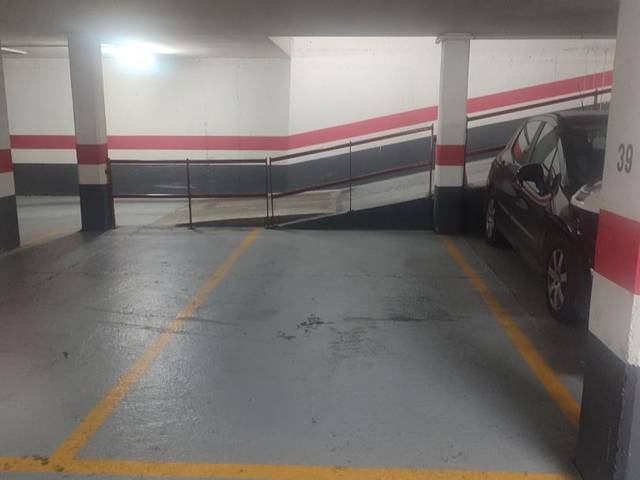 Garaje en Venta en Calle de Espronceda, 20 en Oliver