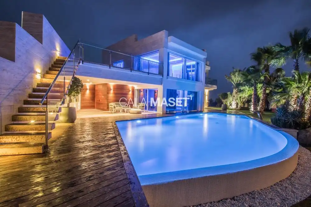 Villa mit Garten zum Verkauf in Mas Tapes, imagen 2