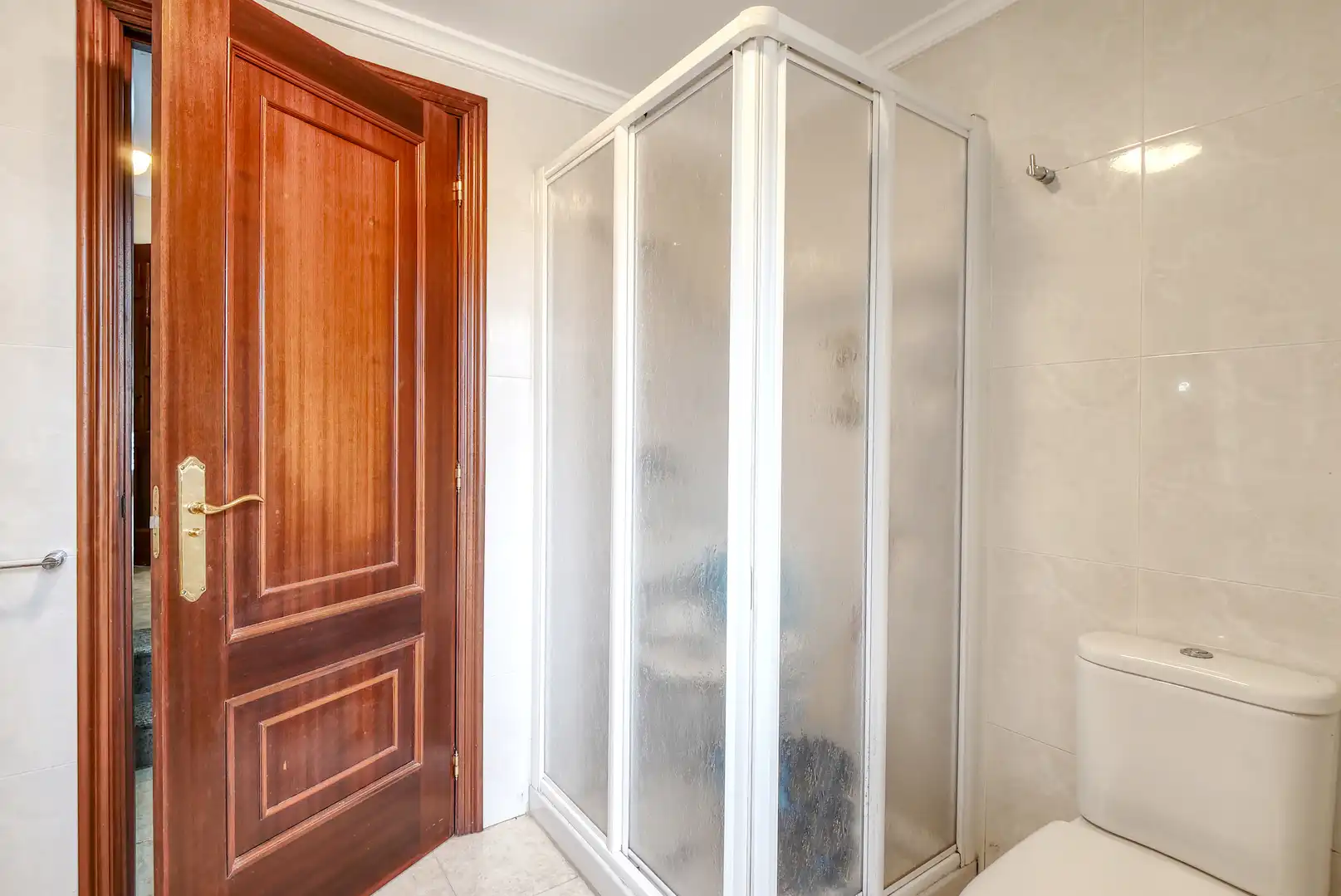 Bany de Casa o xalet en venda en Guitiriz amb Jardí privat, Moblat i Forn