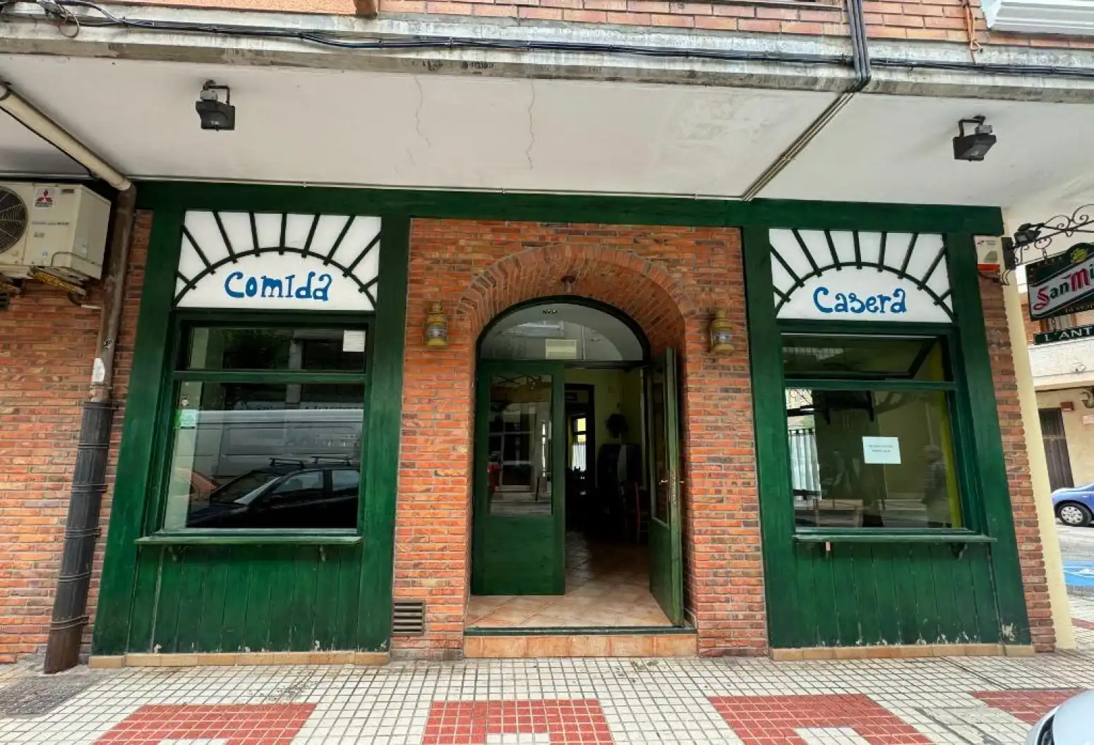 Local comercial en venda a Los Corrales de Buelna - MENENDEZ PELAYO 6, imagen 8