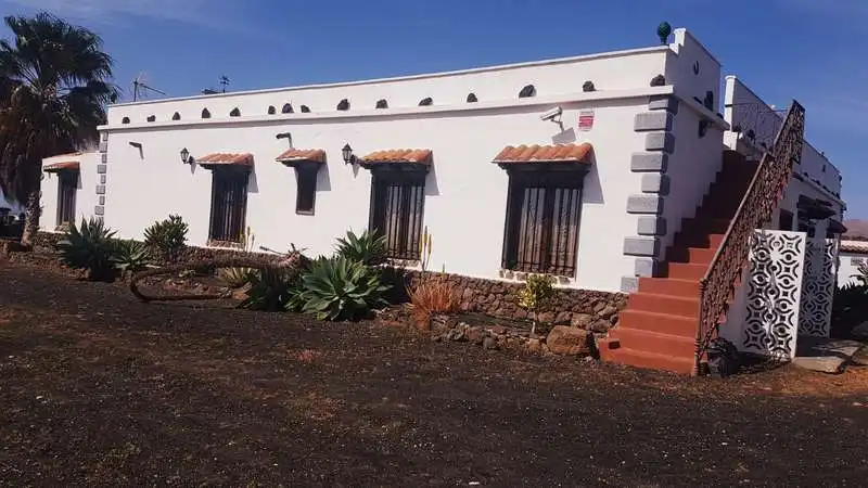 Exterior view of Houses for sale in Tías  with Air Conditioner, Private garden and Terrace