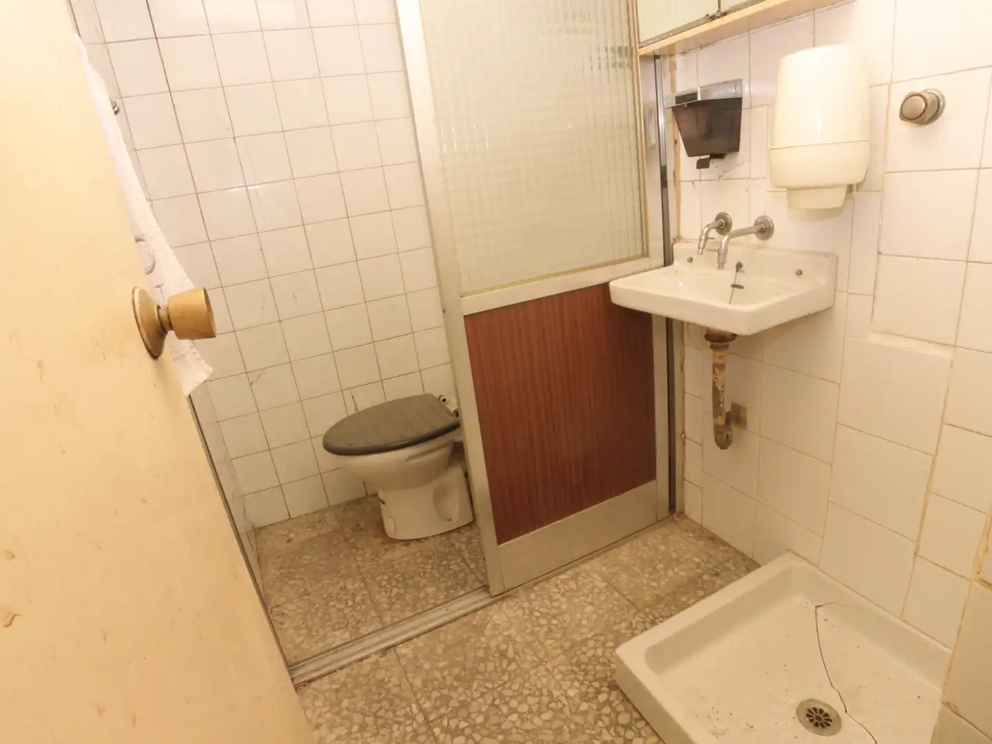 Badezimmer von Geschaftsraum zum Verkauf in Madrid