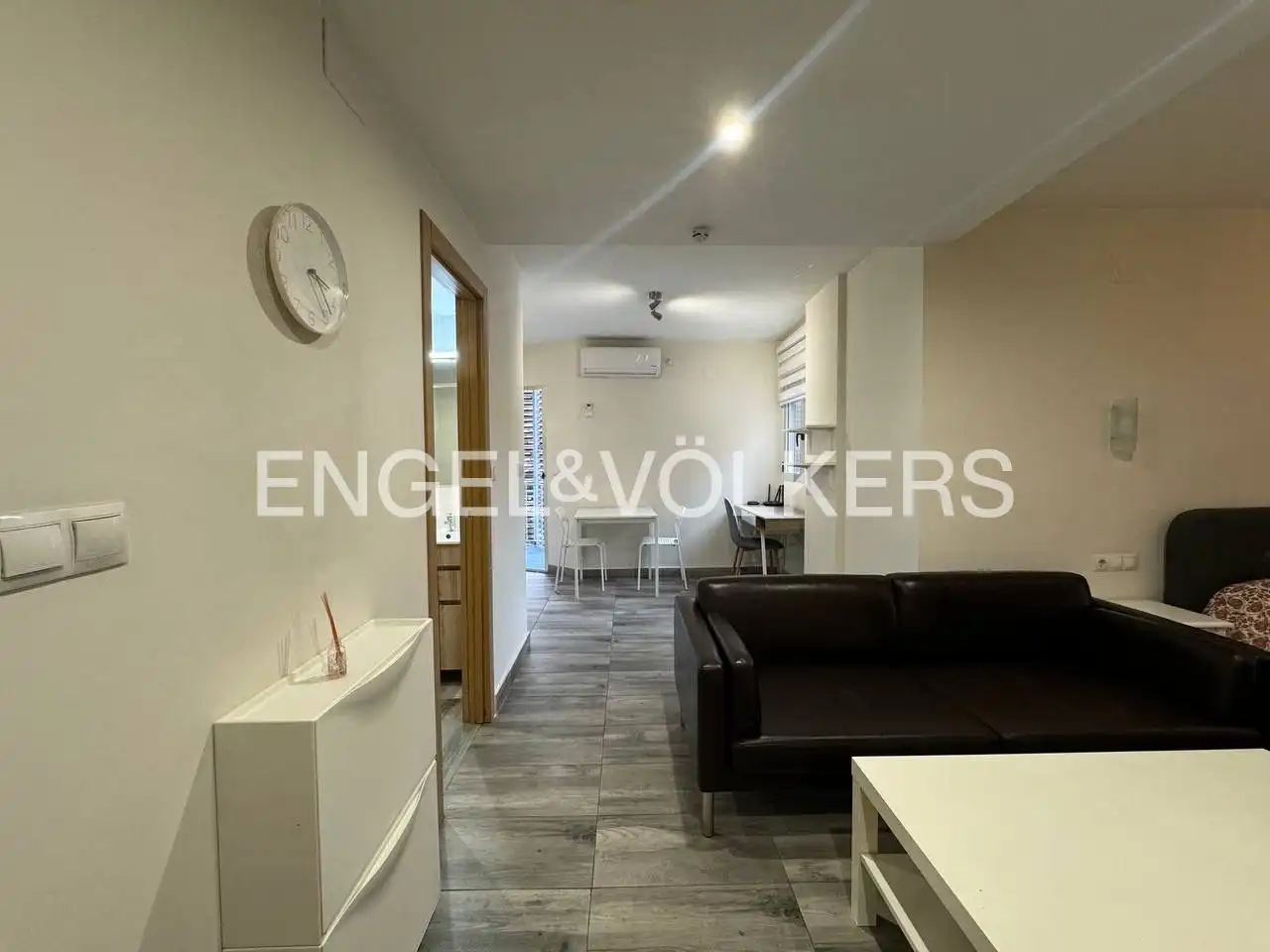 Außenansicht von Wohnung zur Miete in Valencia mit Klimaanlage, Heizung und Terrasse