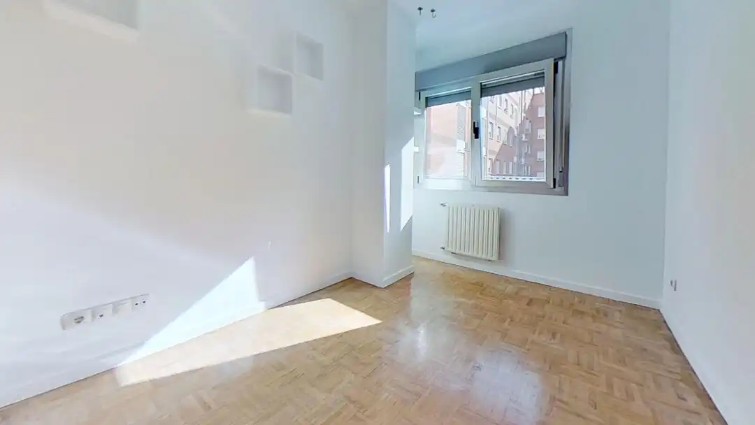 Appartamento con ascensore in affitto a Avenida de la Perla, imagen 35