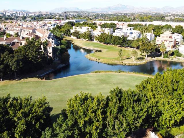 Terreno residencial en Venta en Alicante Golf