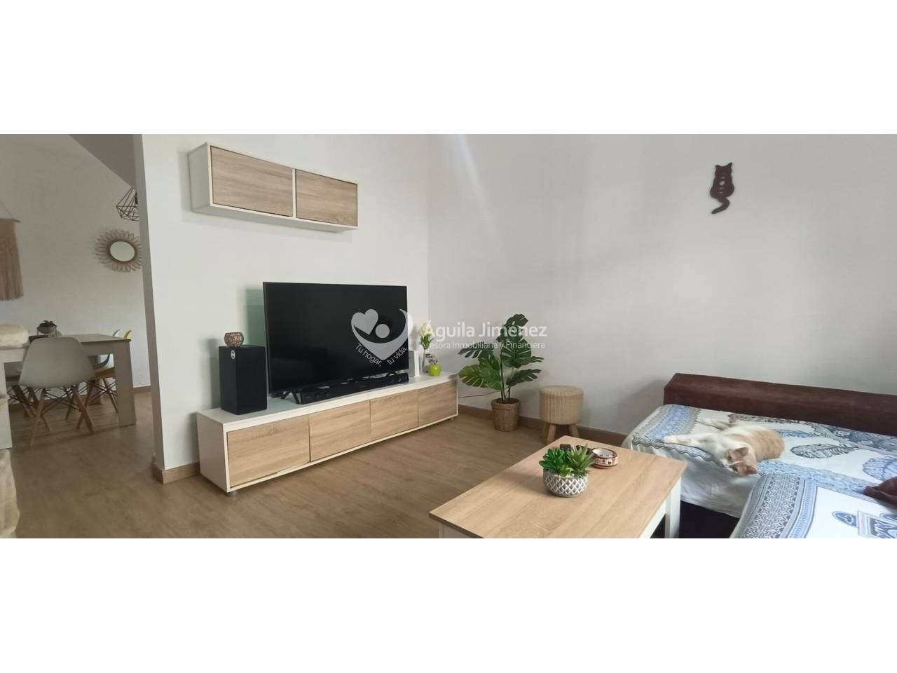 Living room of Single-family semi-detached for sale in Alcalá de Guadaira  with Air Conditioner, Heating and Terrace