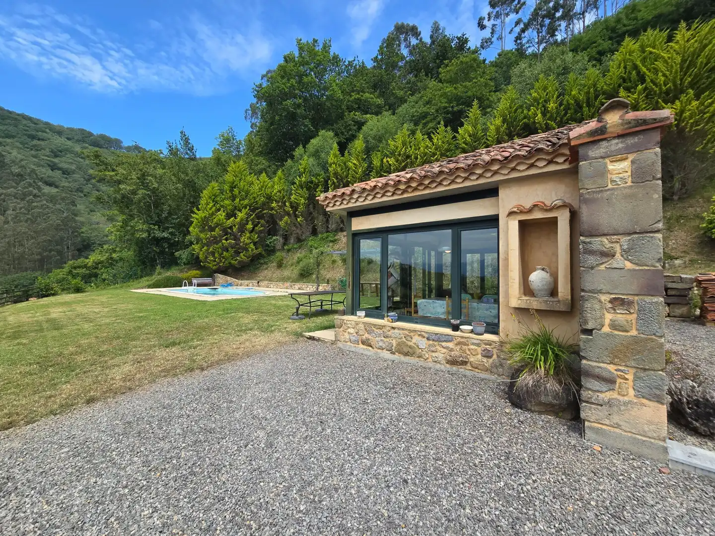 Casa amb piscina en venda a Parres, imagen 9
