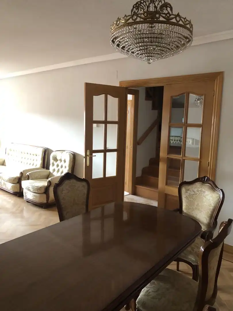 Comedor de Dúplex en venta en Arévalo con Parquet, Amueblado y Horno